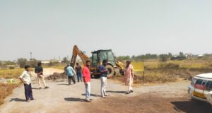निगम जोन 8 ने वार्ड 1 क्षेत्र अंतर्गत जरवाय में लगभग 1 एकड़ निजी भूमि अवैध प्लाटिंग निर्माणों को तोड़कर तत्काल लगायी कारगर रोक