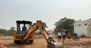 निगम जोन 6 नगर निवेश विभाग द्वारा भाठागांव भर्रीखार में लगभग 1 एकड़ निजी भूमि पर अवैध प्लाटिंग,तत्काल लगायी कारगर रोक