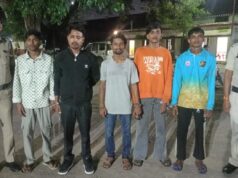 पुरानी बस्ती एवं टिकरापारा क्षेत्र में लूट करने वाले 05 आरोपी एवं विधि के साथ संघर्षरत 01 बालक सहित आधा दर्जन पुलिस गिरफ्त में